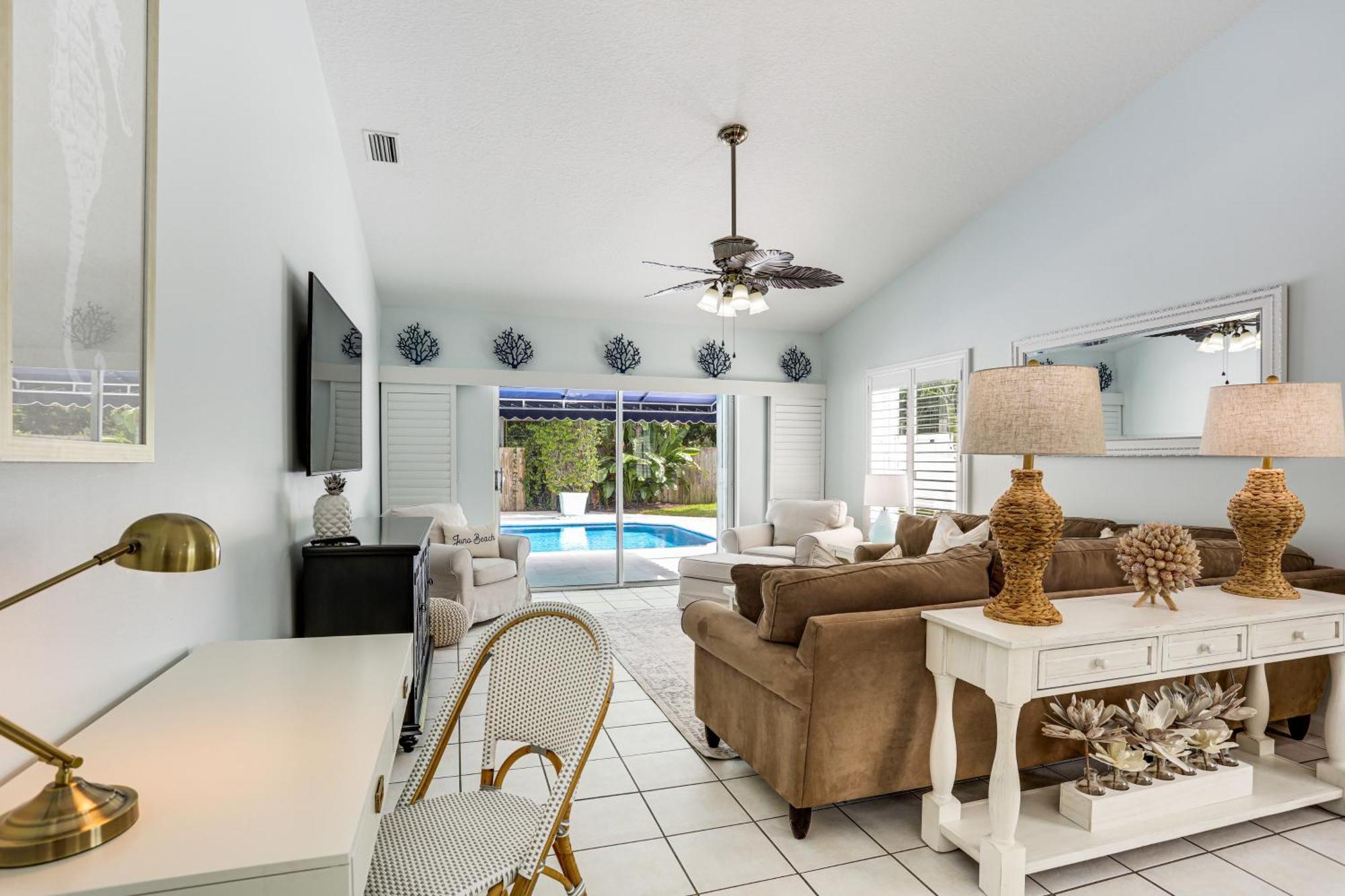 Coastal Villa With Private Yard And Heated Pool! North Palm Beach Exterior foto